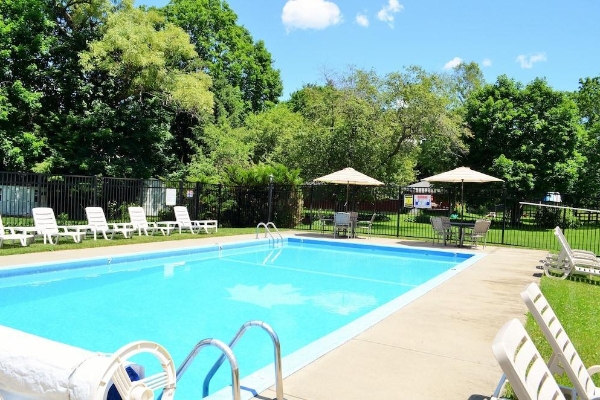 Maple Terrace Motel (Williamstown)